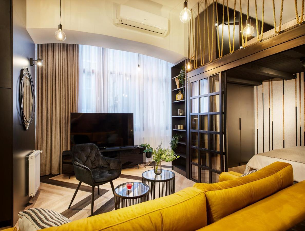 Joseph Studio Apartment By Irundo Zagreb Ngoại thất bức ảnh